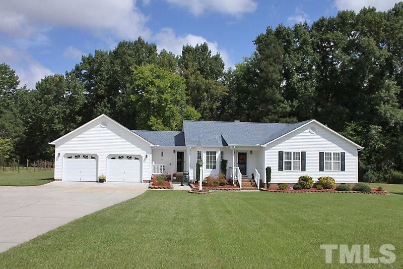 209 Chalmers Dr, Clayton, NC 27520