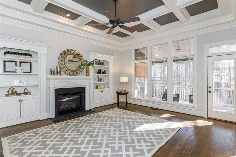 209 Cliffcreek Dr, Holly Springs, NC 27540