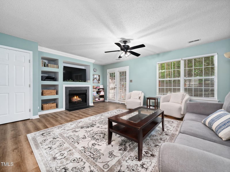 209 Climbing Ivy Ct, Cary, NC 27511