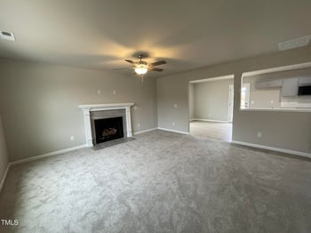 209 Constellation Ct, Benson, NC 27504