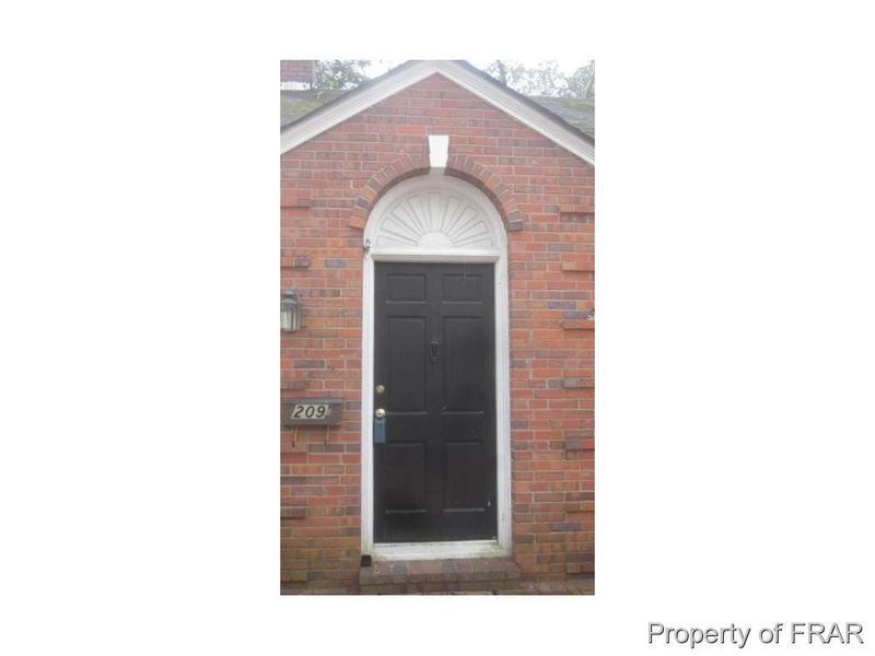 209 D Devane St, Fayetteville, NC 28305