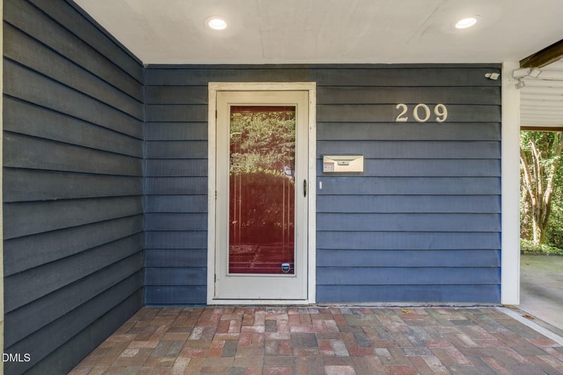 209 Dacian Ave, Durham, NC 27701
