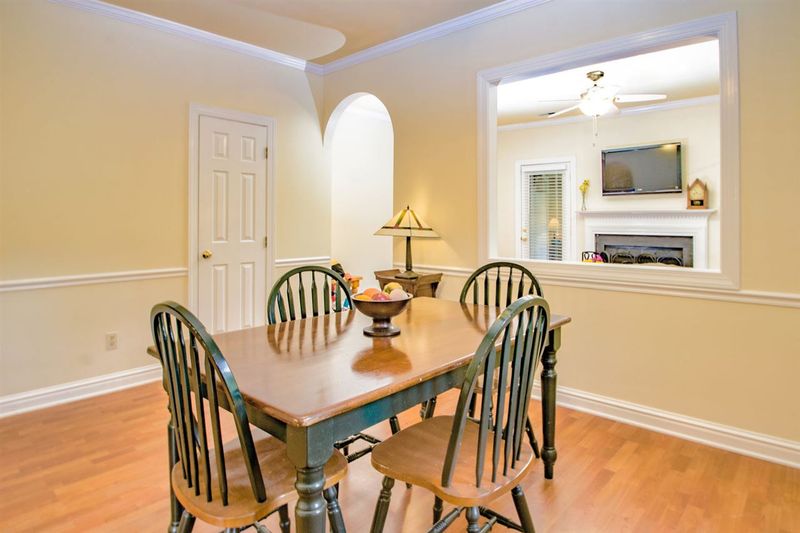 209 Danforth Dr, Cary, NC 27511