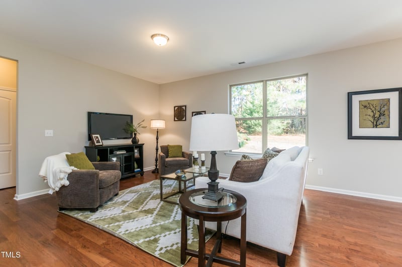 209 Dasu Dr, Clayton, NC 27520