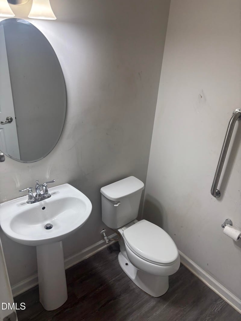 209 Devon Fields Dr, Holly Springs, NC 27540