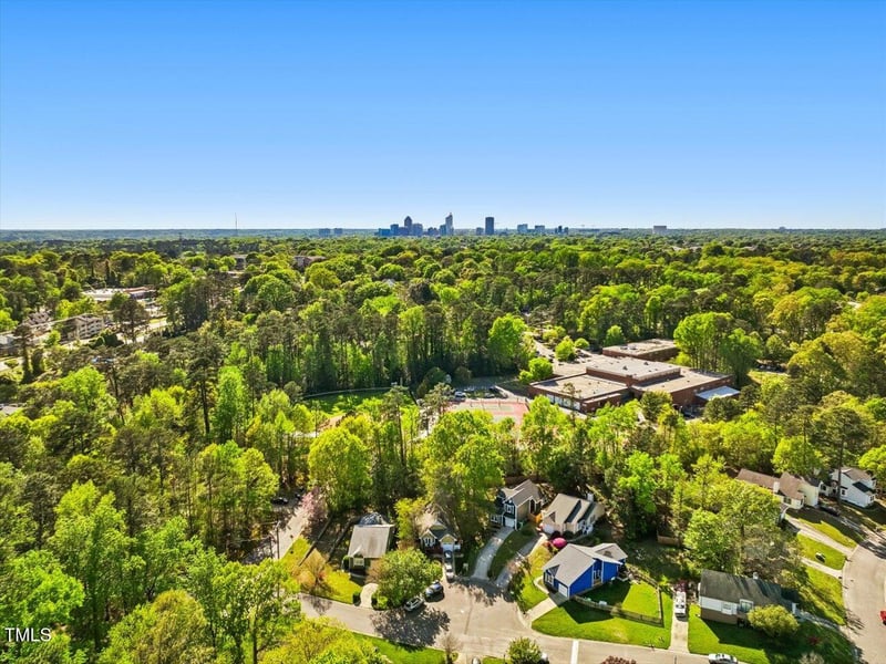 209 Dickens Dr, Raleigh, NC 27610