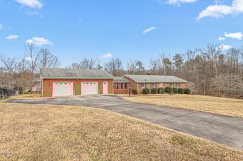 209 Dillard St, Mebane, NC 27302