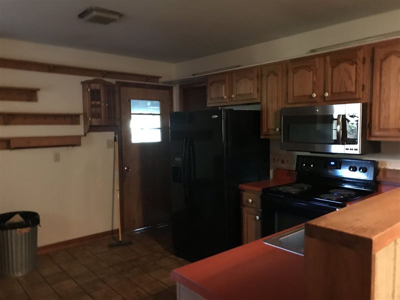 209 Dowell Dr, Cary, NC 27511