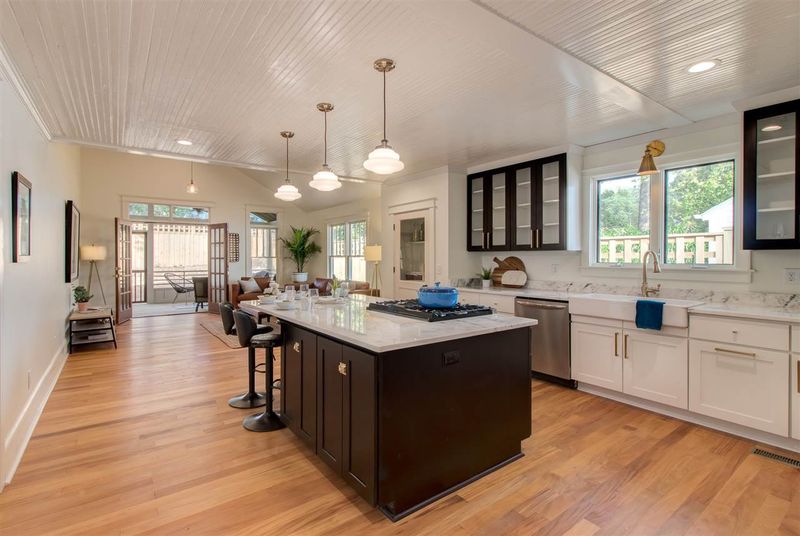 209 Edward St, Durham, NC 27701