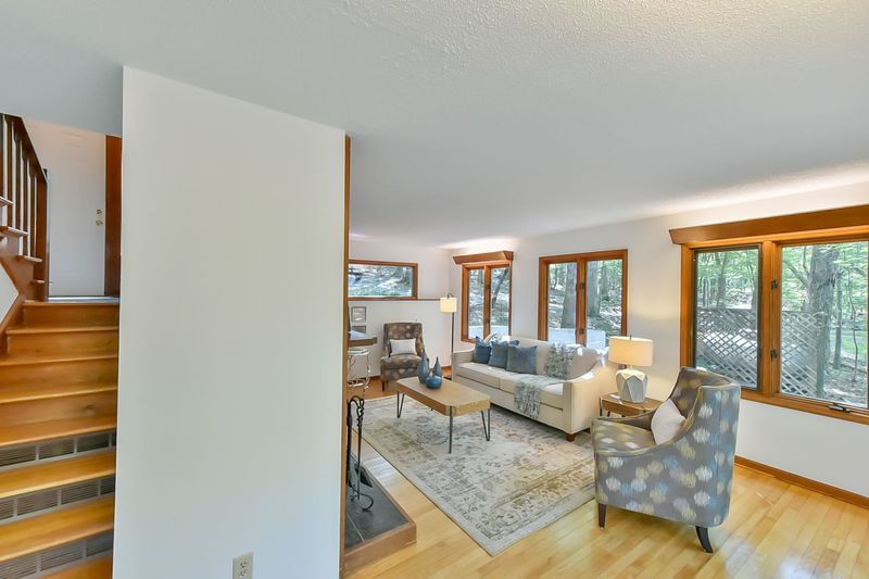 209 Ferguson Rd, Chapel Hill, NC 27516