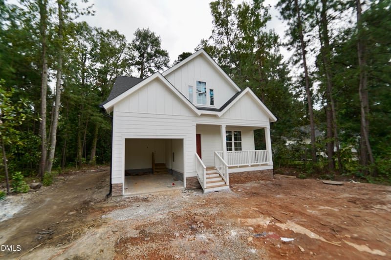 209 W Franklin St, Zebulon, NC 27597