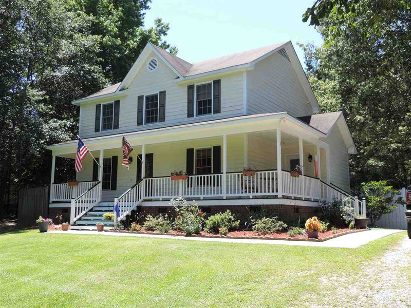 209 Goldfield Dr, Garner, NC 27529