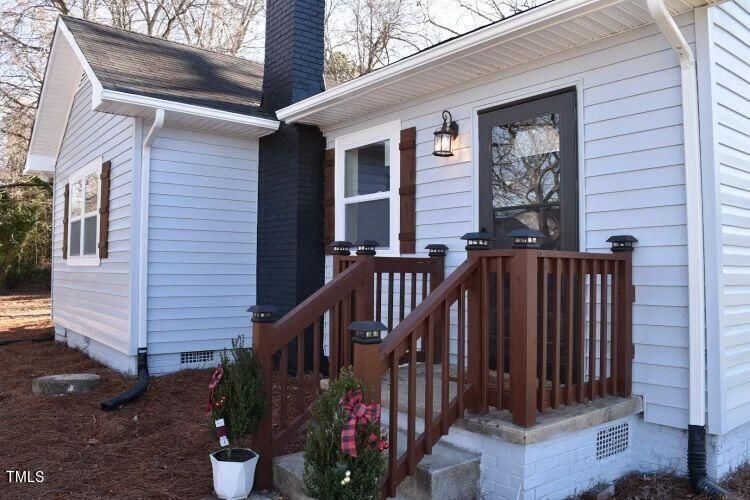 209 S Gurney St, Burlington, NC 27215