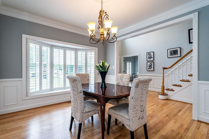 209 Haley House Ln, Cary, NC 27519