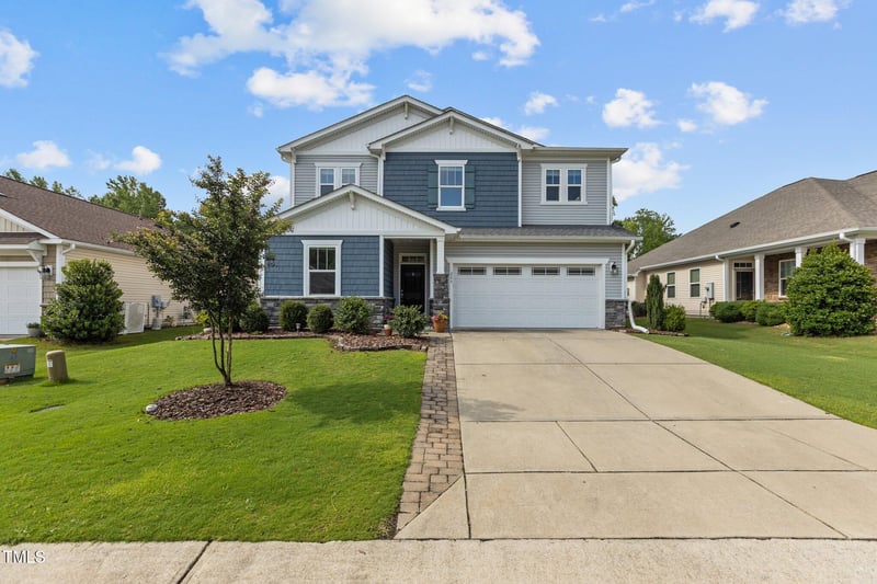 209 Harrison Place Ln, Fuquay Varina, NC 27526