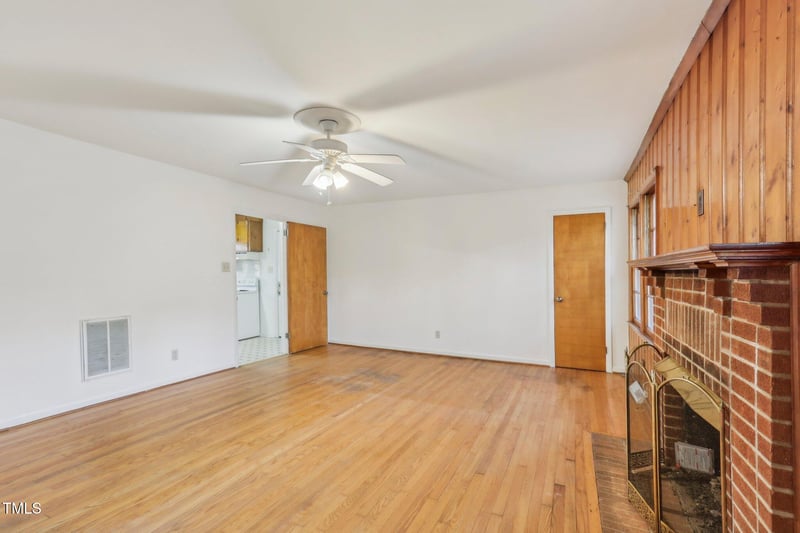 209 High House Rd, Cary, NC 27513