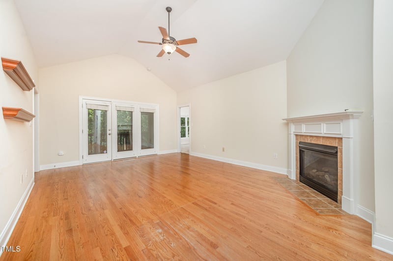 209 Homegate Cir, Apex, NC 27502