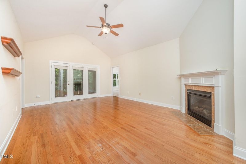 209 Homegate Cir, Apex, NC 27502