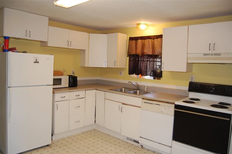 209 W Horton, Zebulon, NC 27597