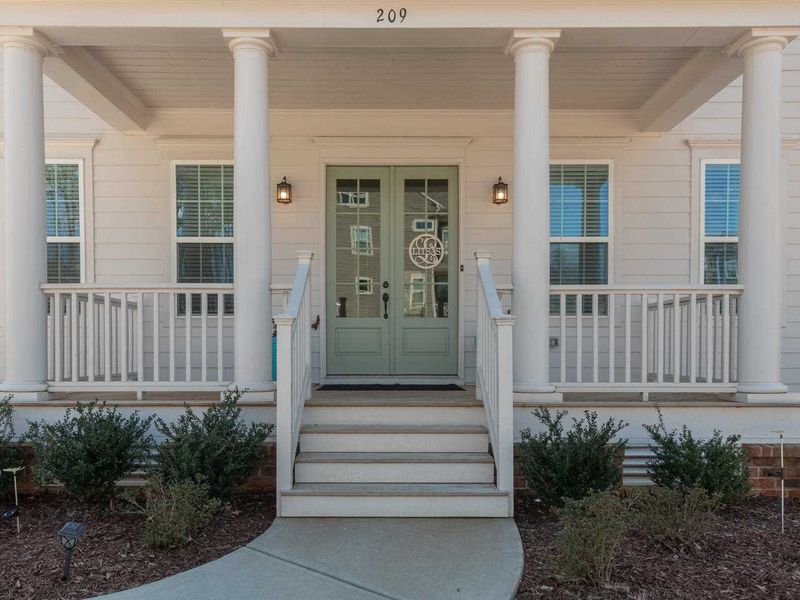 209 Ironcreek Pl, Holly Springs, NC 27539