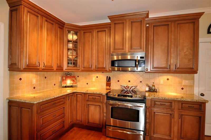 209 Killingsworth Dr, Cary, NC 27518