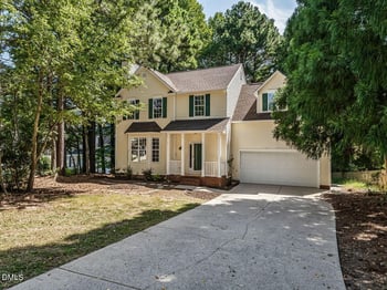 209 Leafgate Ct, Holly Springs, NC 27540