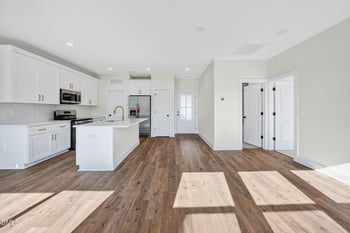 209 Maple Ave, Holly Springs, NC 27540