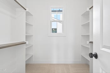 209 Maple Ave, Holly Springs, NC 27540