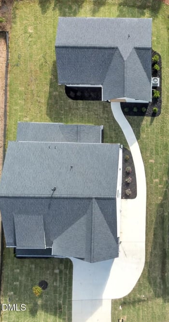 209 Maple Ave, Holly Springs, NC 27540