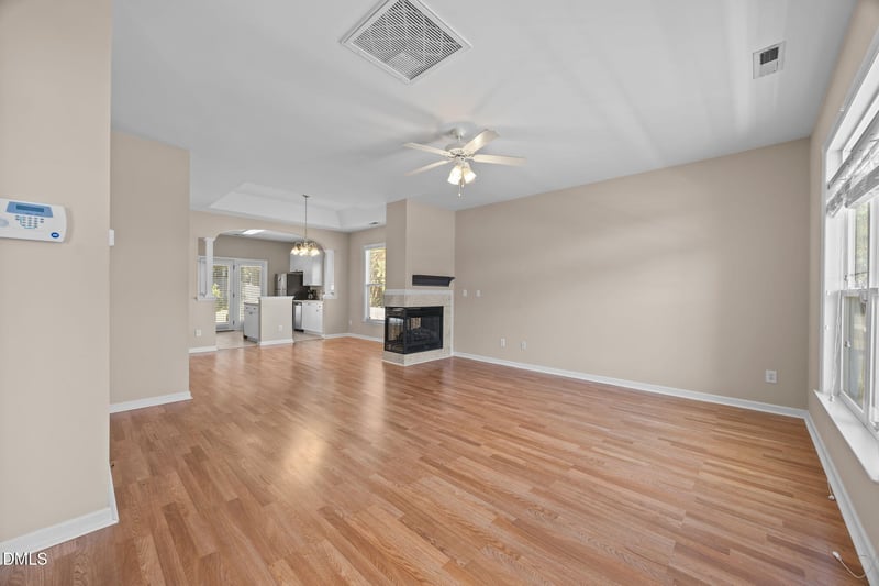 209 Mccarthy Dr, Clayton, NC 27527