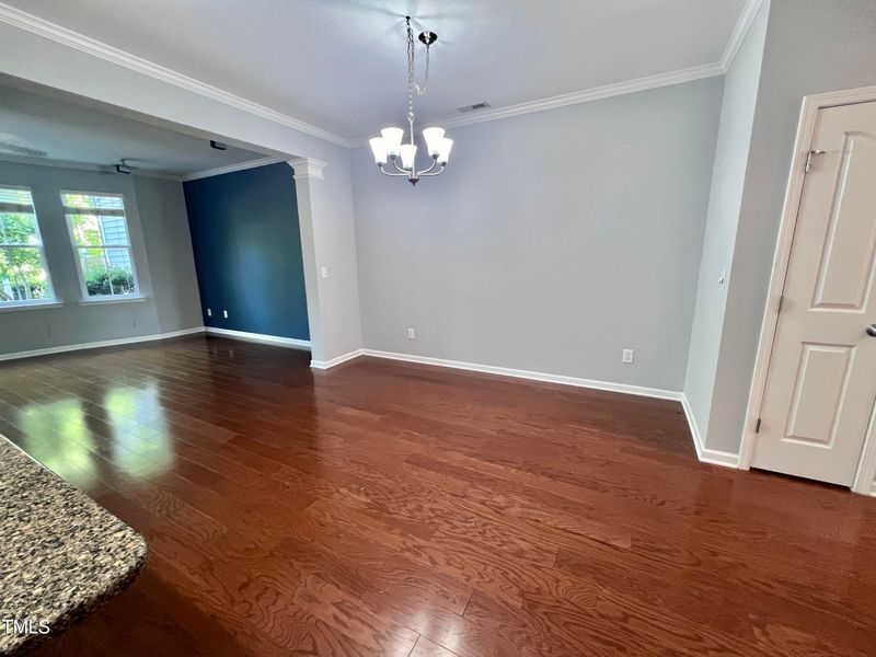 209 Murray Glen Dr, Cary, NC 27519