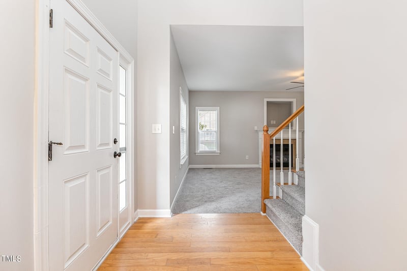 209 N North Farm Dr, Clayton, NC 27527