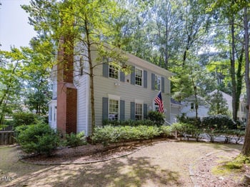 209 Parkmeadow Dr, Cary, NC 27519