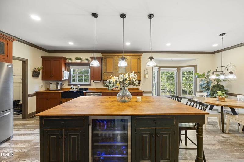 209 N Pointe Dr, Louisburg, NC 27549