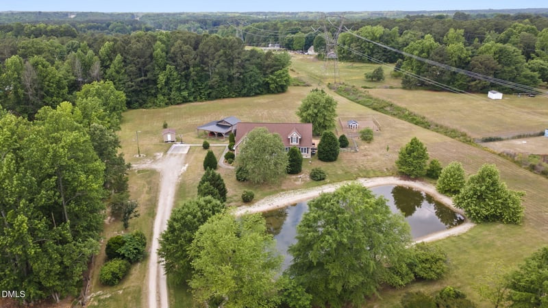 209 N Pointe Dr, Louisburg, NC 27549