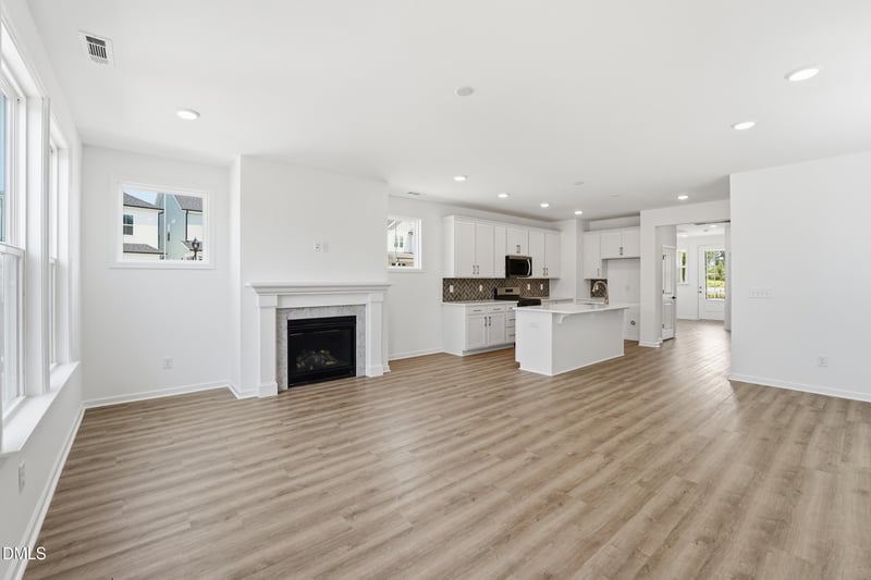 209 Poppy Pt Dr, Wendell, NC 27591