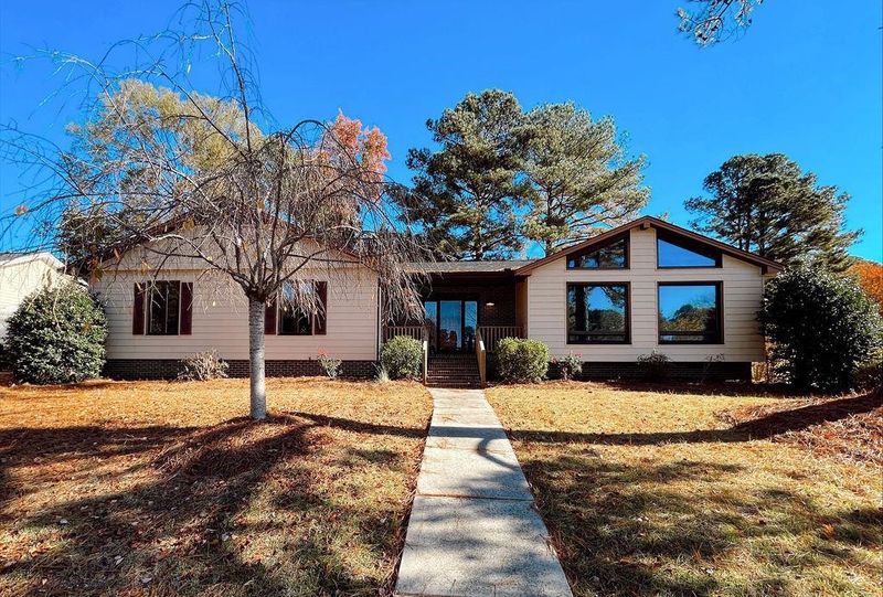 209 Ralph Dr, Cary, NC 27511