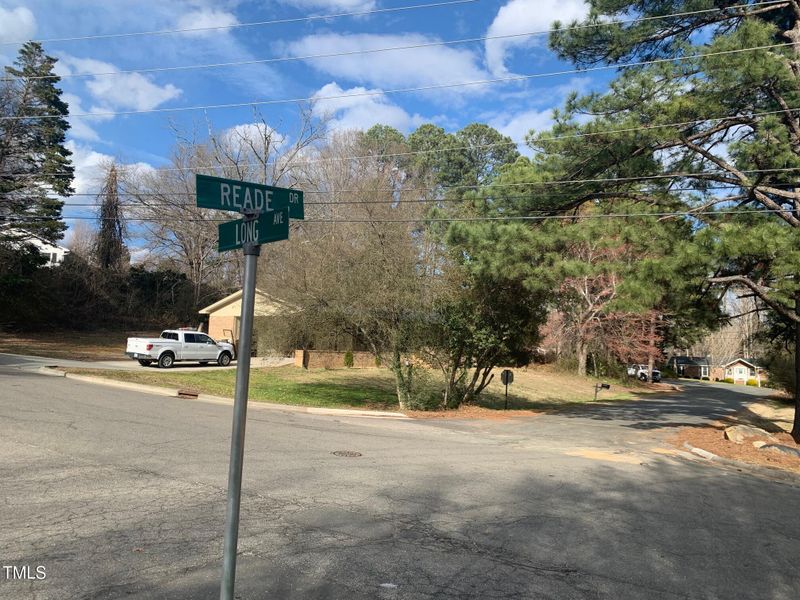 209 Reade Dr, Roxboro, NC 27573