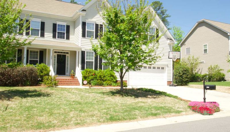 209 Rockywalk Ct, Durham, NC 27713