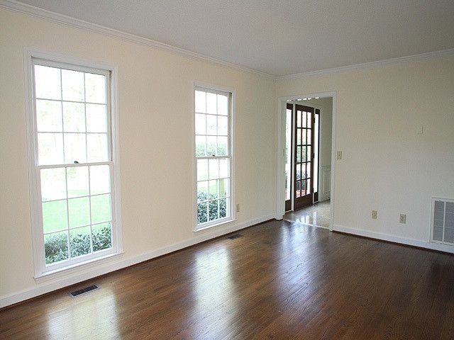 209 Ronaldsby Dr, Cary, NC 27511