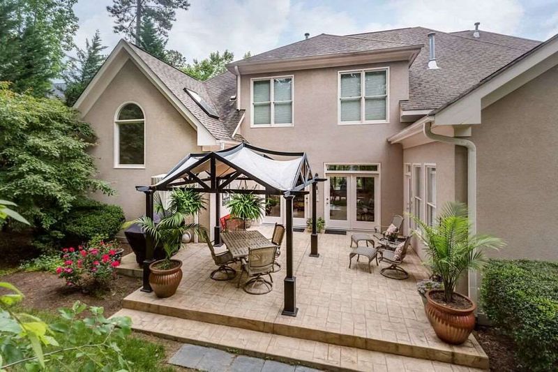 209 Silver Creek Trl, Chapel Hill, NC 27514
