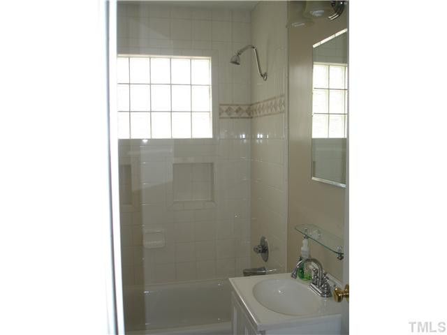 209 Southerland St, Durham, NC 27703