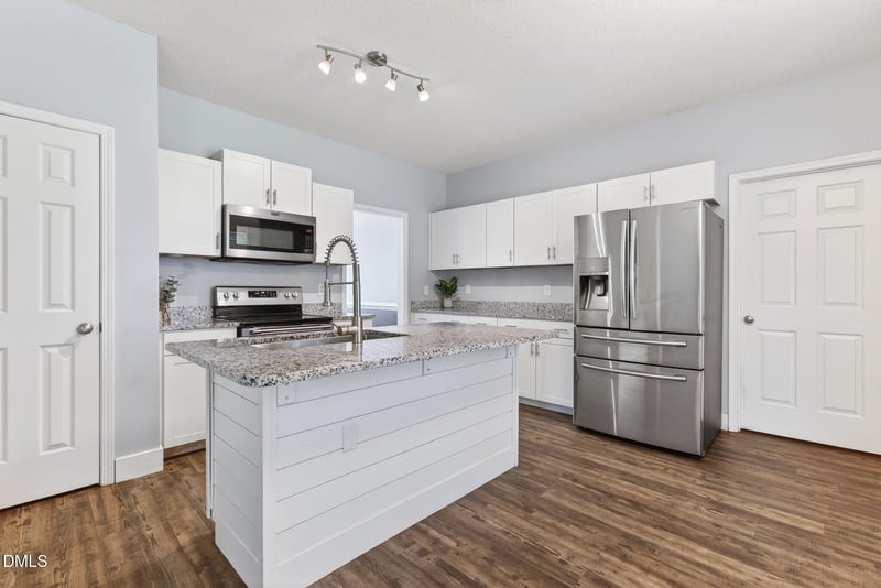 209 Spearhead Pl, Clayton, NC 27520