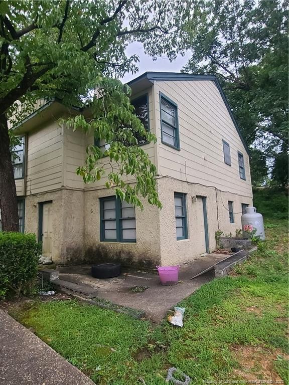 209 Sunset Ave, Fayetteville, NC 28301