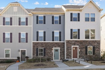 209 Timber Forest Ln, Cary, NC 27519