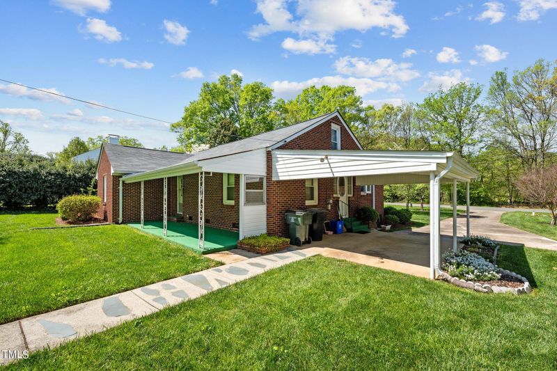 209 Trail One, Burlington, NC 27215
