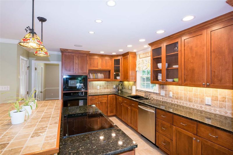 209 Trails End Ct, Raleigh, NC 27614