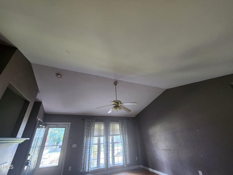 209 Trestlewood Ln, Clayton, NC 27520