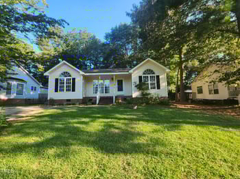 209 Trestlewood Ln, Clayton, NC 27520