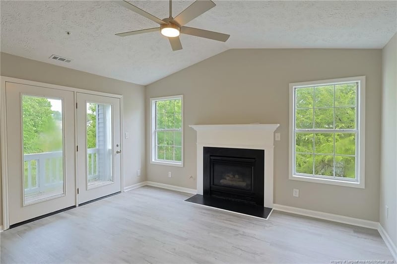209 Waterdown Dr #12, Fayetteville, NC 28314